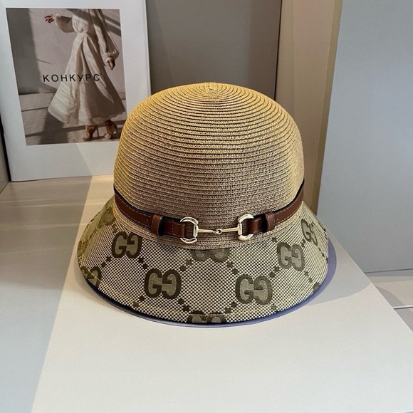Gucci. Accessories - Gucci hats